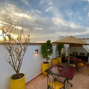 Iklil Riad